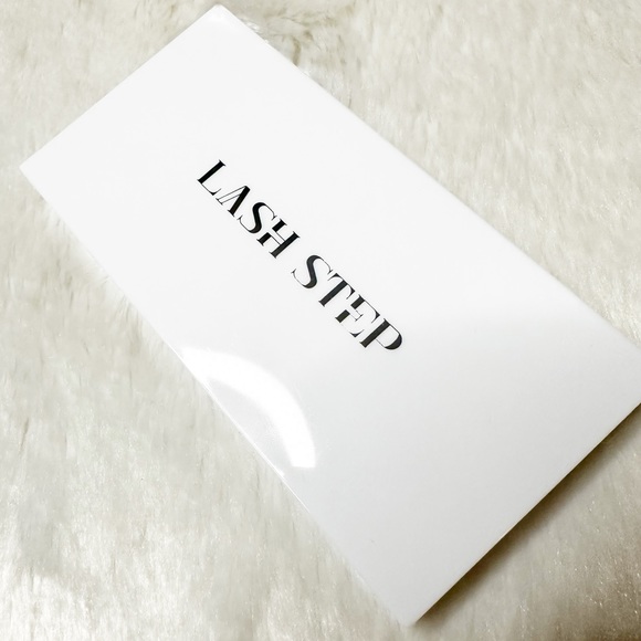 NEW Lash Step Matte About You Eyeshadow Palette Full Size 13g - Picture 4 of 5